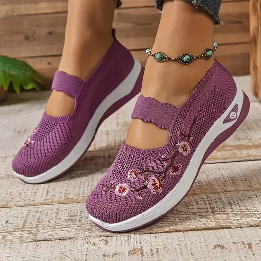 Women’s Summer Breathable Sneakers – Lightweight Slip-On Shoes for Travel & Daily Wear